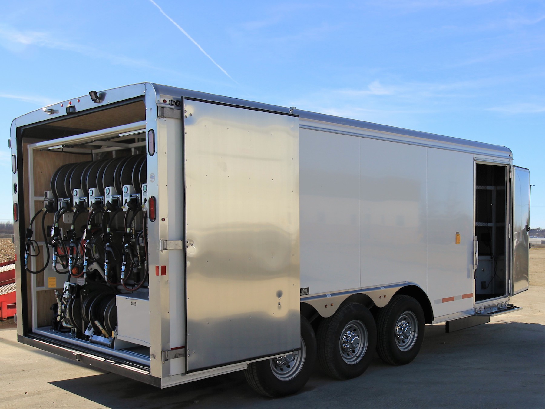 Lube Equipment Option: Summit lube trailer are a popular choisce for mobile lube equipment