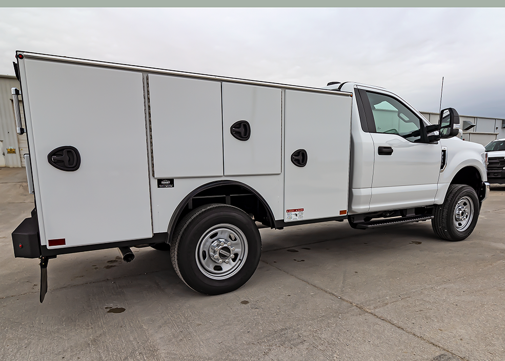 light weight service truck body with aluminum doors