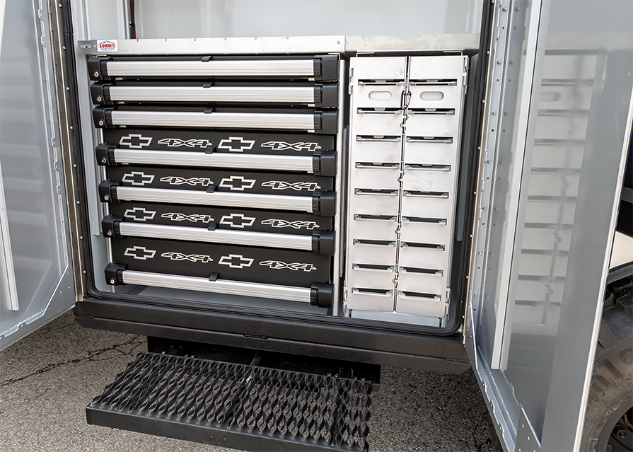 mechanic truck storage with carr step